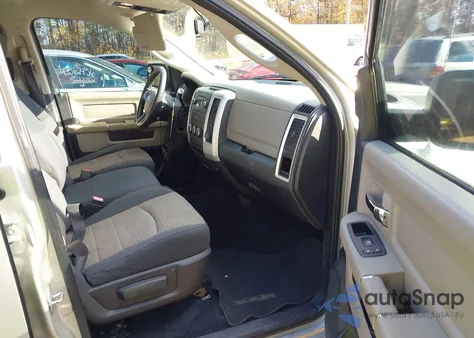 2010 Dodge Ram 1500 Slt/Sport/Trx из США, поврежденный, VIN 1D7RB1CT5AS206066